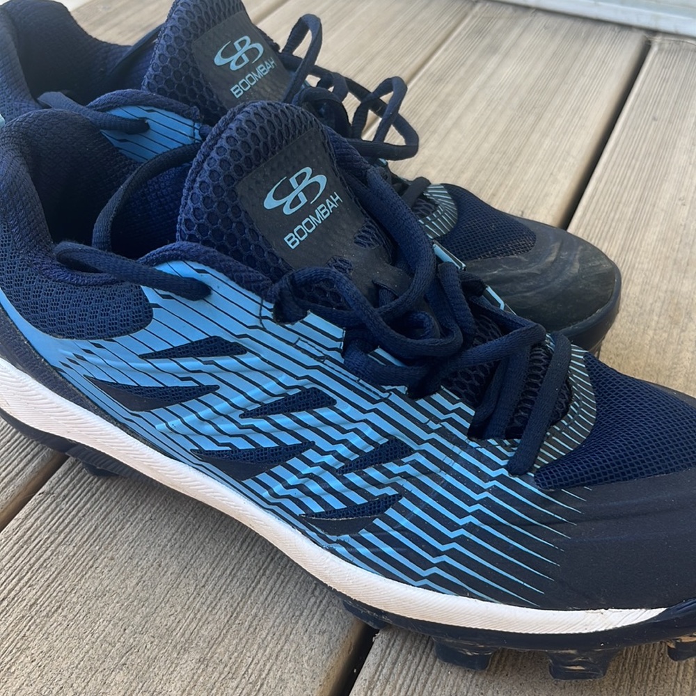 Men’s baseball cleats 9.5 - Picture 2 of 5